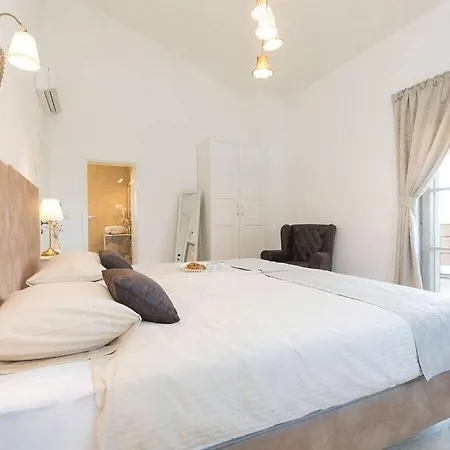 Mikela With Pool And Panoramic View Villa *